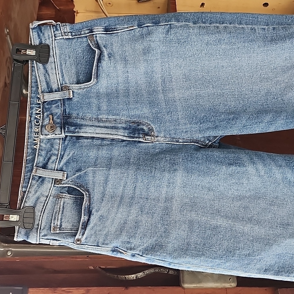 American Eagle Mom stretch jeans